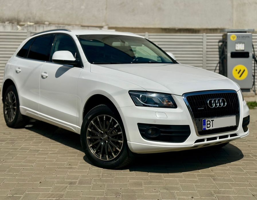 Audi Q5 3.0TDI  QUATTRO S Tronic