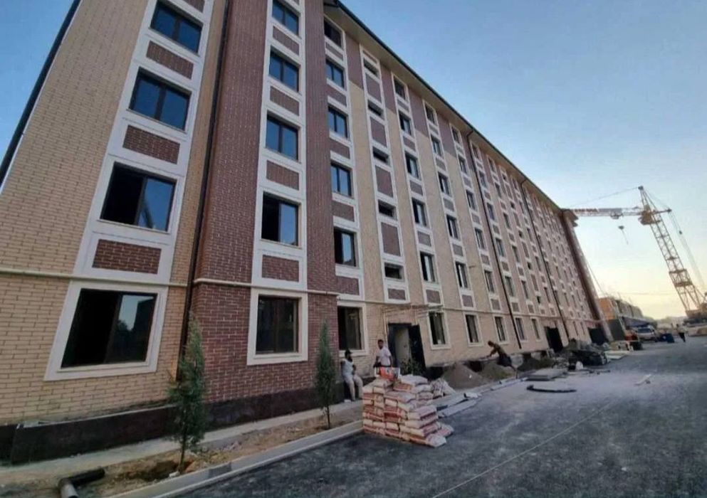 Уй сотилади новостройка қахрамон