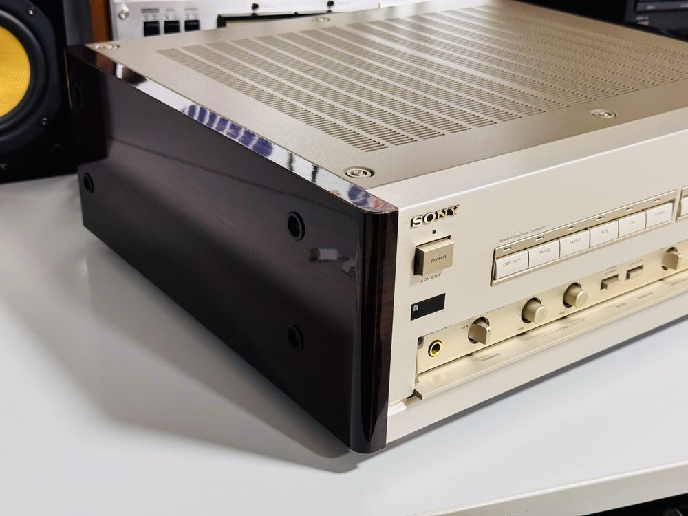 Amplificator Hi-Fi SONY F770ES,MOS-FET-power,champagne,laterale lemn!!