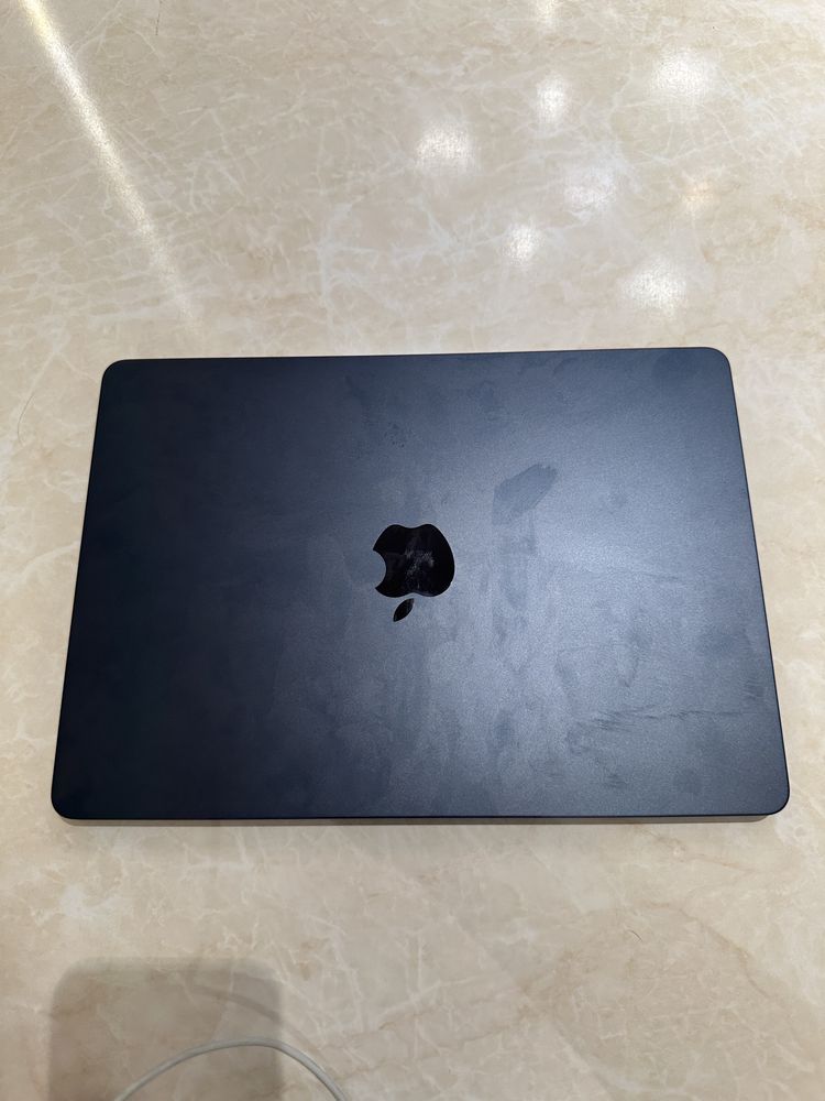 Macbook Air M2 Midnight