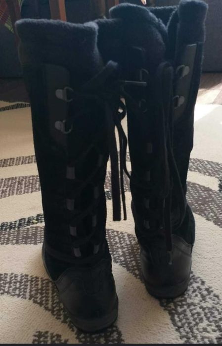 Оригинални дамски ботуши Adidas