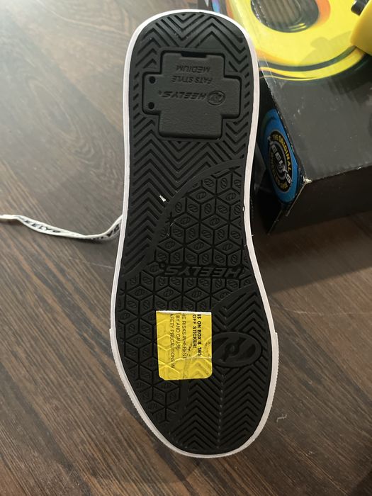 Vand adidasi heelys noi nr39