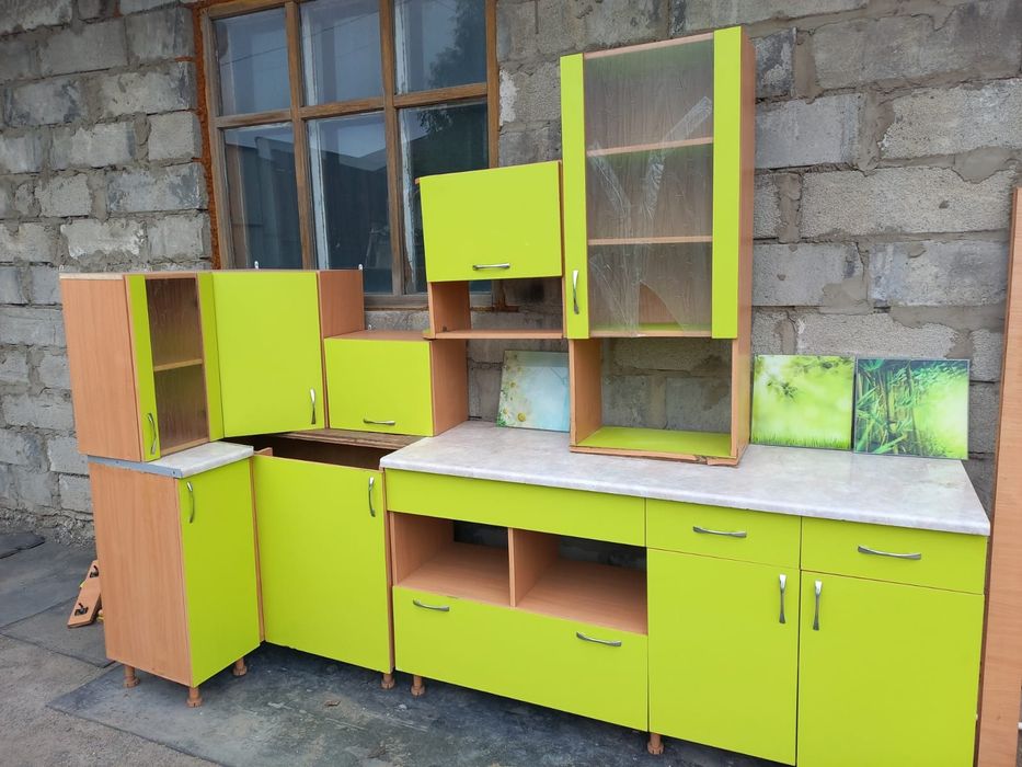 Кухонный гарнитур угловой