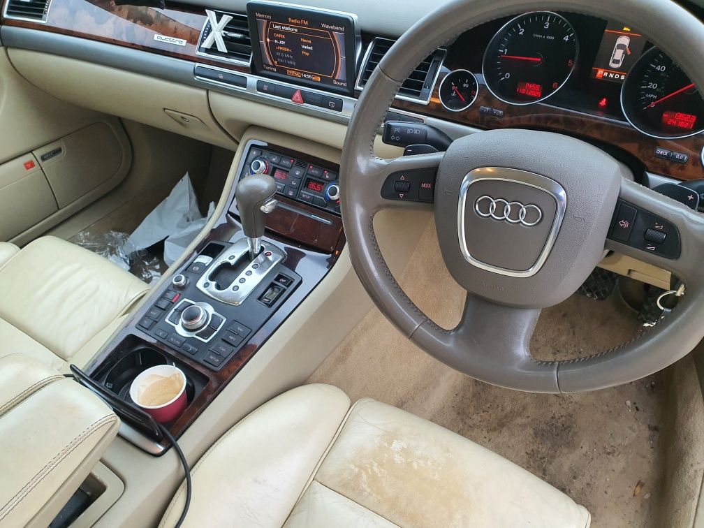 Audi A8 D3 на части 4броя