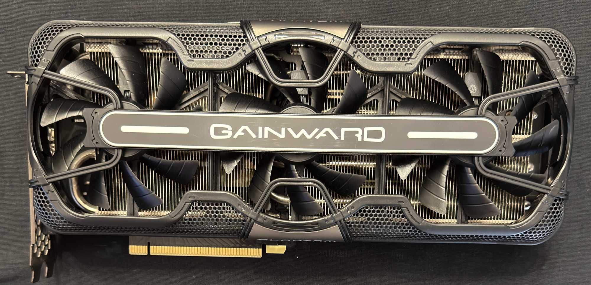 ТОП състояние Видео карта GPU Gainward RTX 3070 Phantom GS 8GB GDDR6