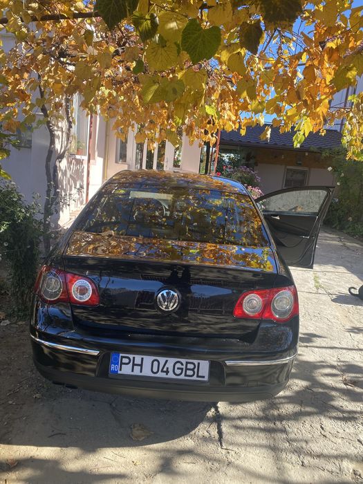 Vand sau schimb passat 2007,140cp ,260000 de kilometri,acte valabile .