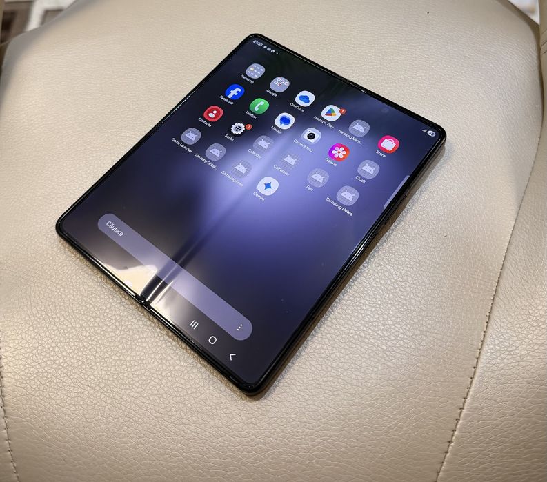 Galaxy Z Fold 5 5G 256GB. 12GB RAM. IMPECABIL !