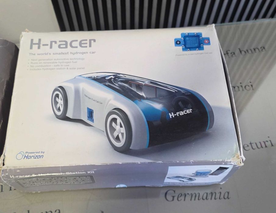 Masina pe apa H-Racer 2.0