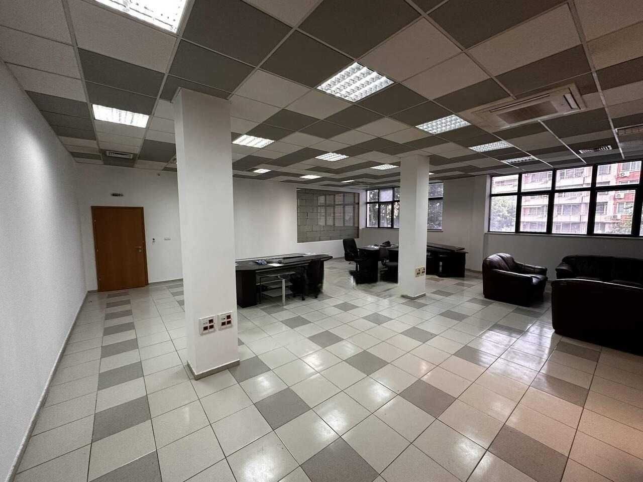 Продава се Офис в Пловдив, Център - 240 кв.м за 1400 €/кв.м - Снимка #2