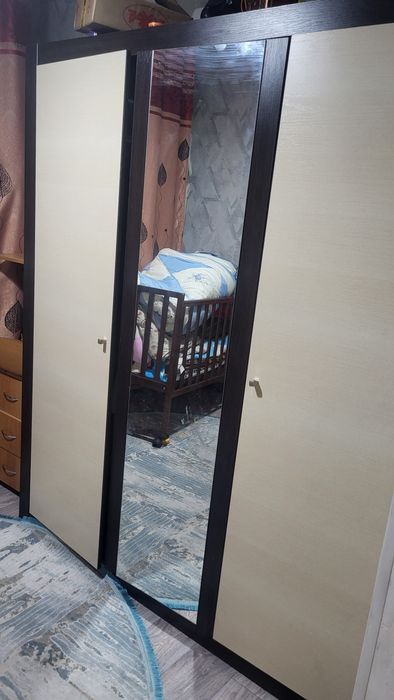 Продам спальни гарнитур!