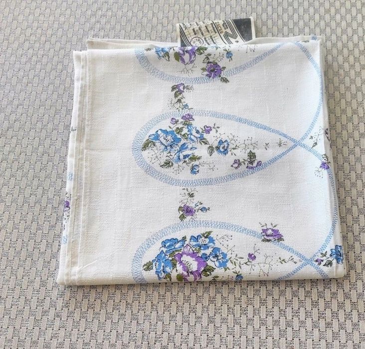 Fata de masa 138/138 cm