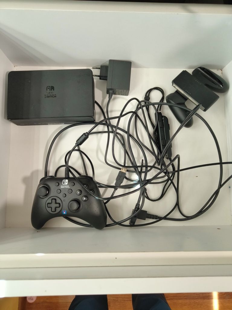 Nintendo switch oled на една година
