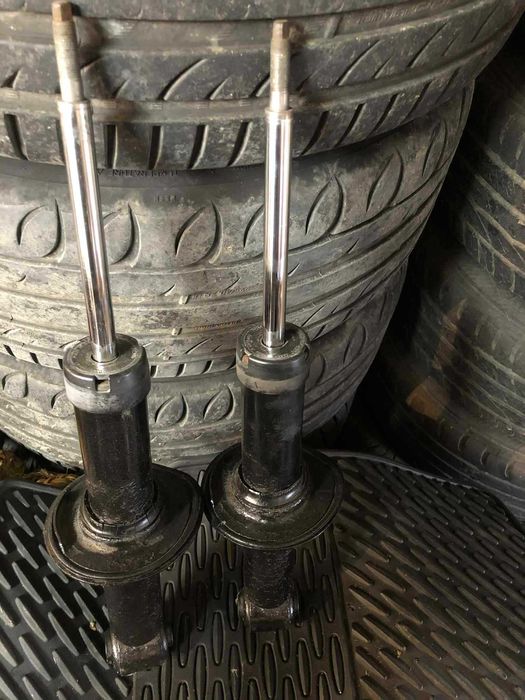 Предни и задни амортисьори за Ауди а6 куатро