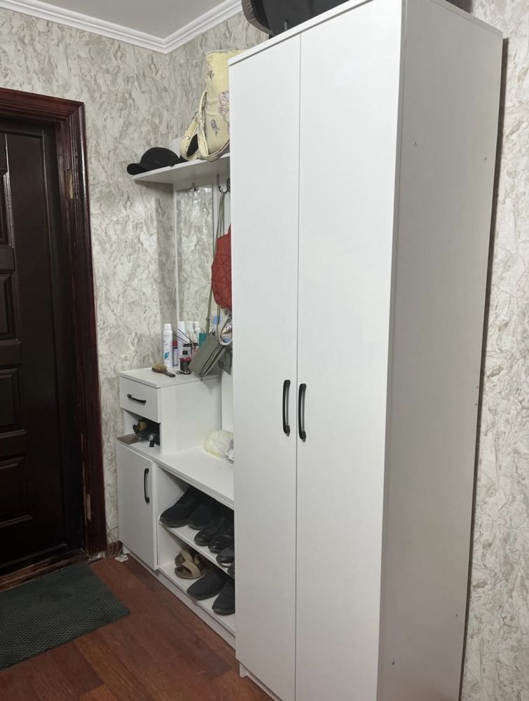 Шкаф в прихожую