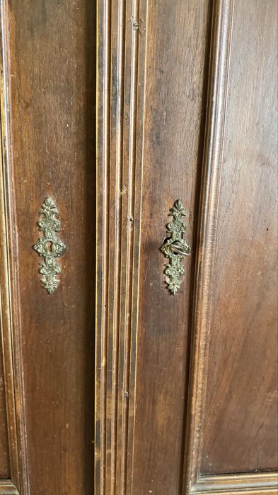 Dulap vintage, dublu, cu rafturi