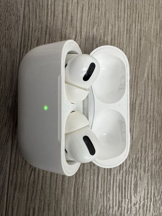 Apple Airpods Pro (Gen 1) слушалки