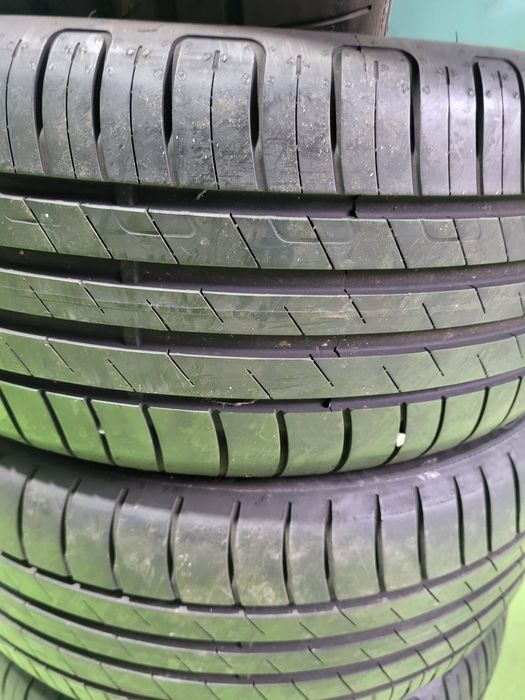 4 бр летни 225/50/17 Goodyear