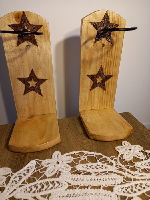 2 lămpi vechi ,fiecare cu suport