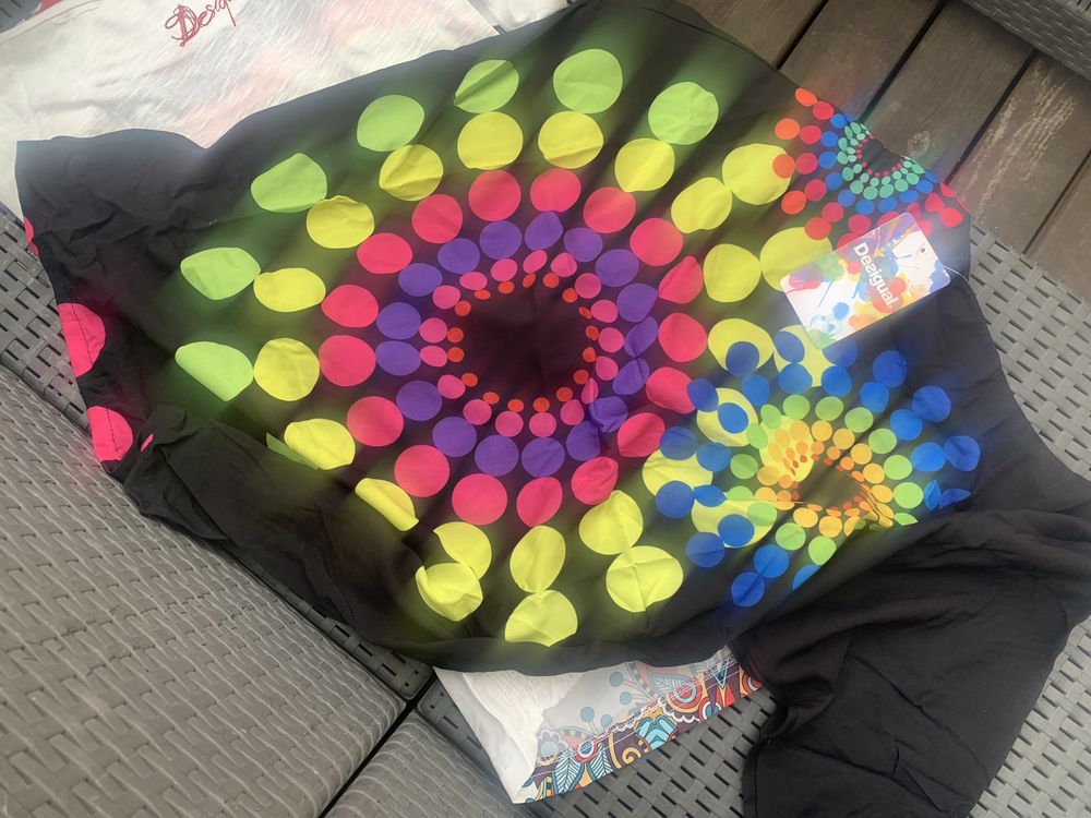 Блузи Desigual в два цвята