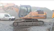 La dezmembrat excavator Case CX210 - piese second