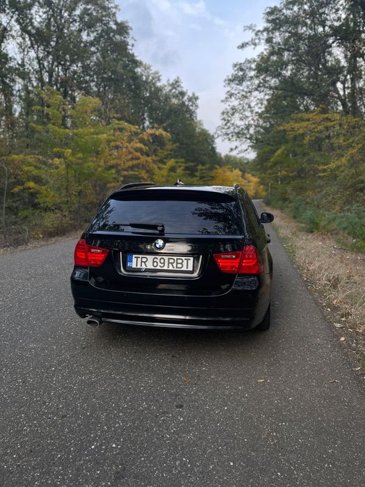 Vând bmw e91 an 2011