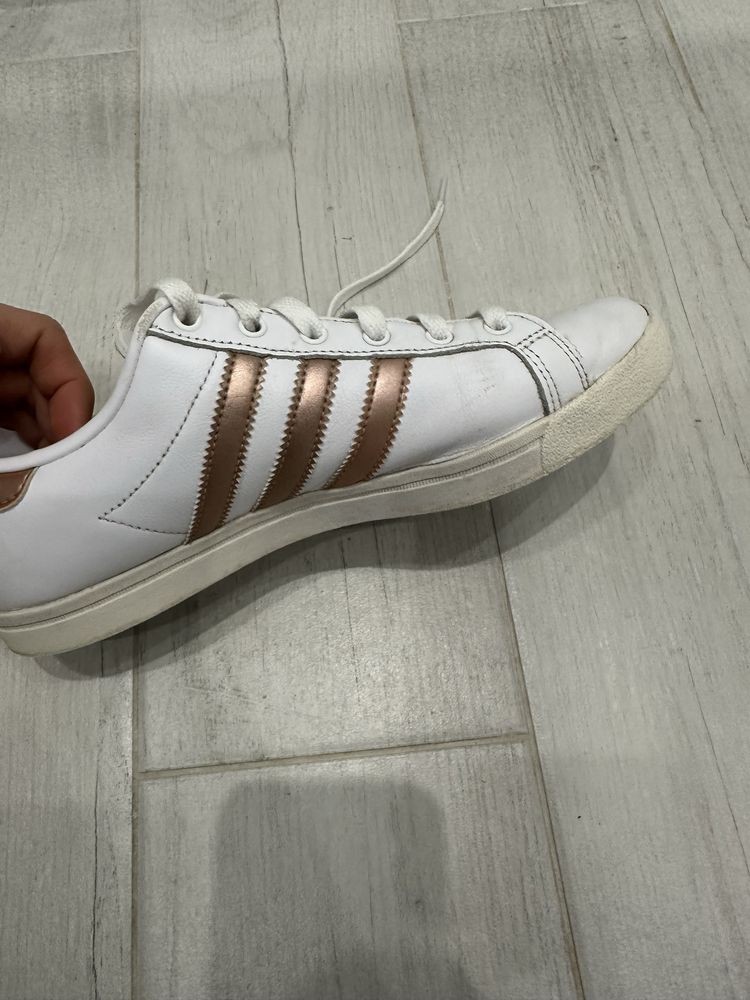 Дамски Маратонки adidas бели