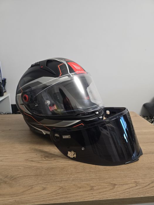 Casca Moto MT KRE+ Carbon M