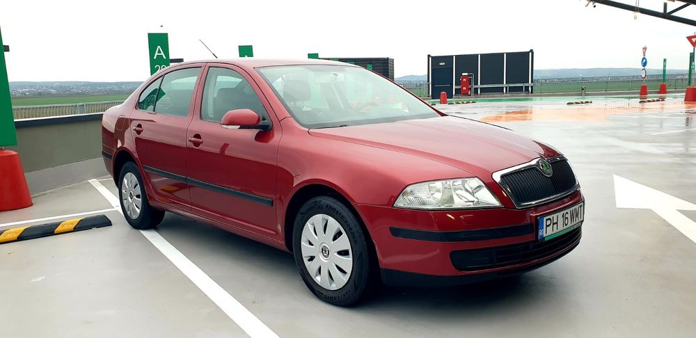 Skoda Octavia 2 1.6MPI benzina ' Navi Prim proprietar Ro