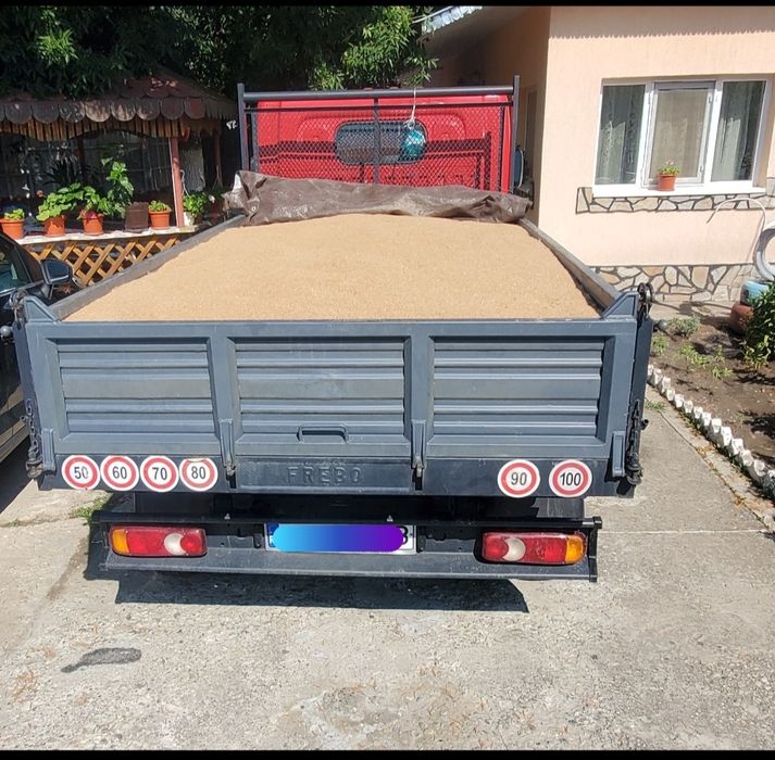 Vând Nissan Capstar