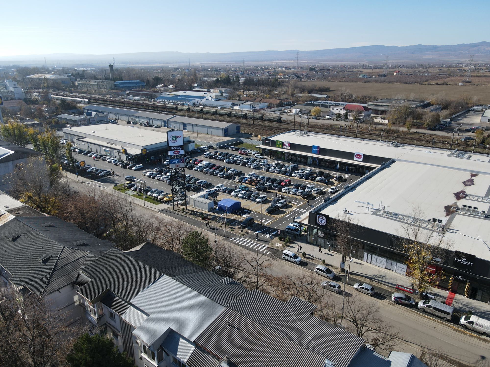 Spatii comerciale de inchiriat in Funshop Park Focsani