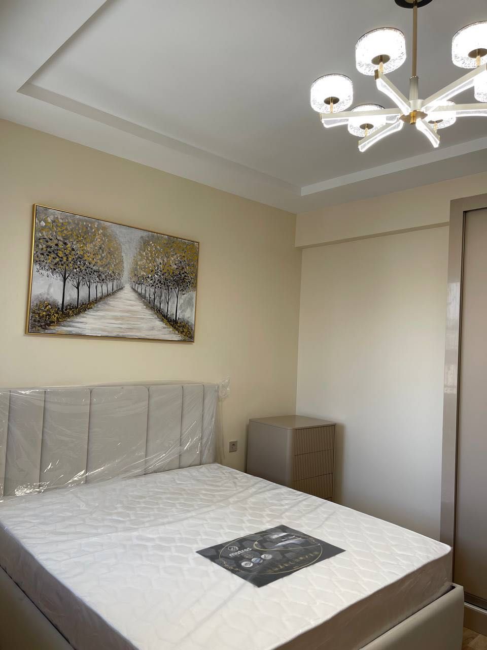 Zarafshon City Продается 2 комнатная квартира ремонт Бобура Яккасарай