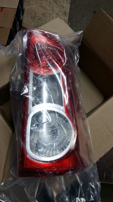 Фары задние на Ларгус