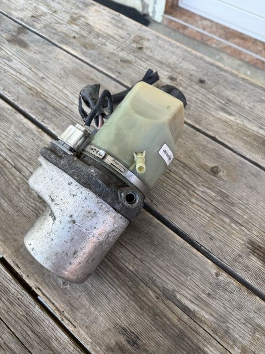 Pompa servo directie ford focus 2, c max 1.6, 1.8, 2.0 tdci