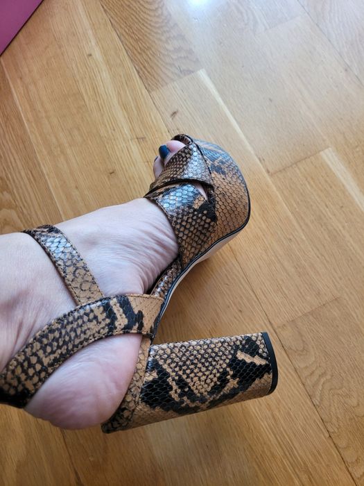 Sandale piele Paris texas noi