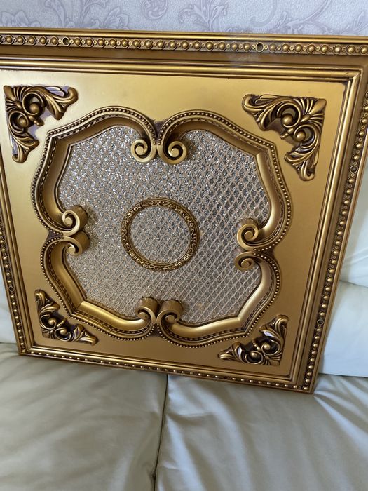 Новая розетка под люстру