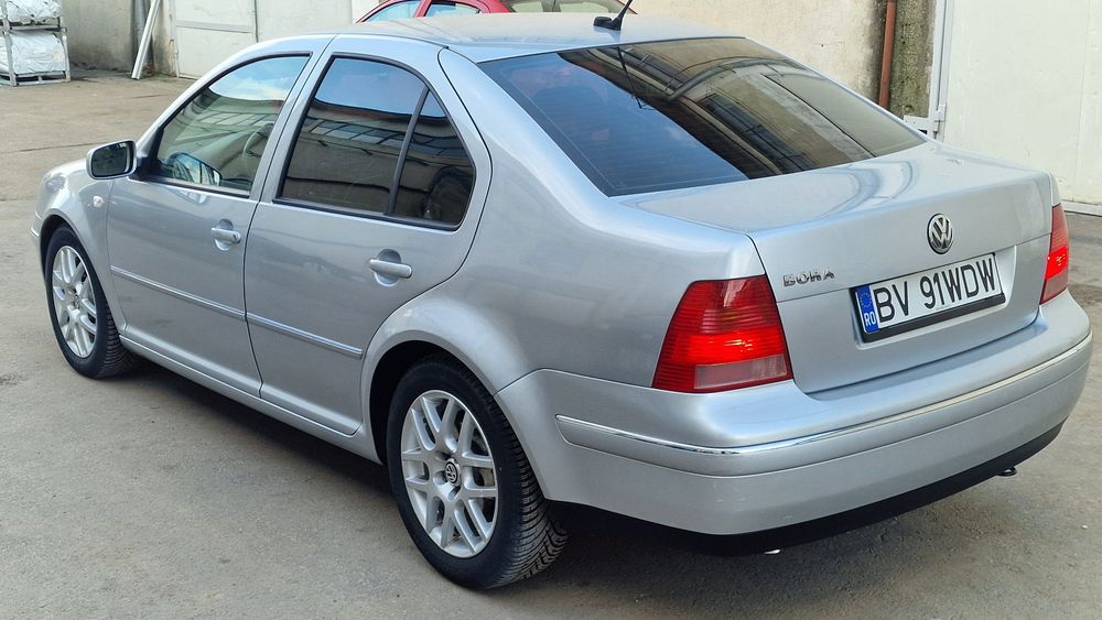 Volkswagen Bora 1.6 Benzina