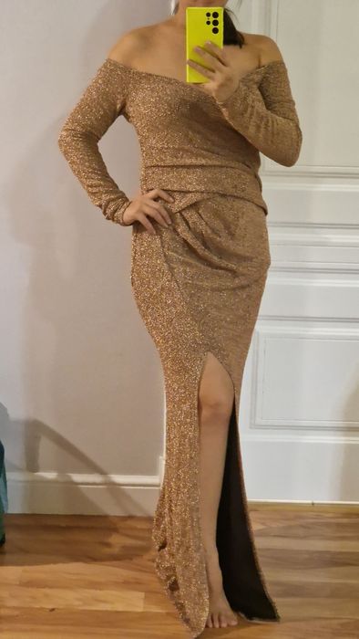 Продам Платье Lipsy новое