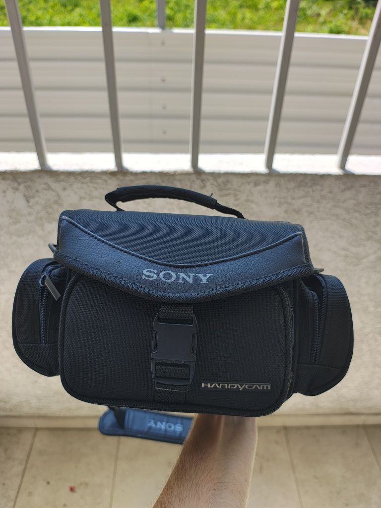Sony handycam DCR-DVD203E