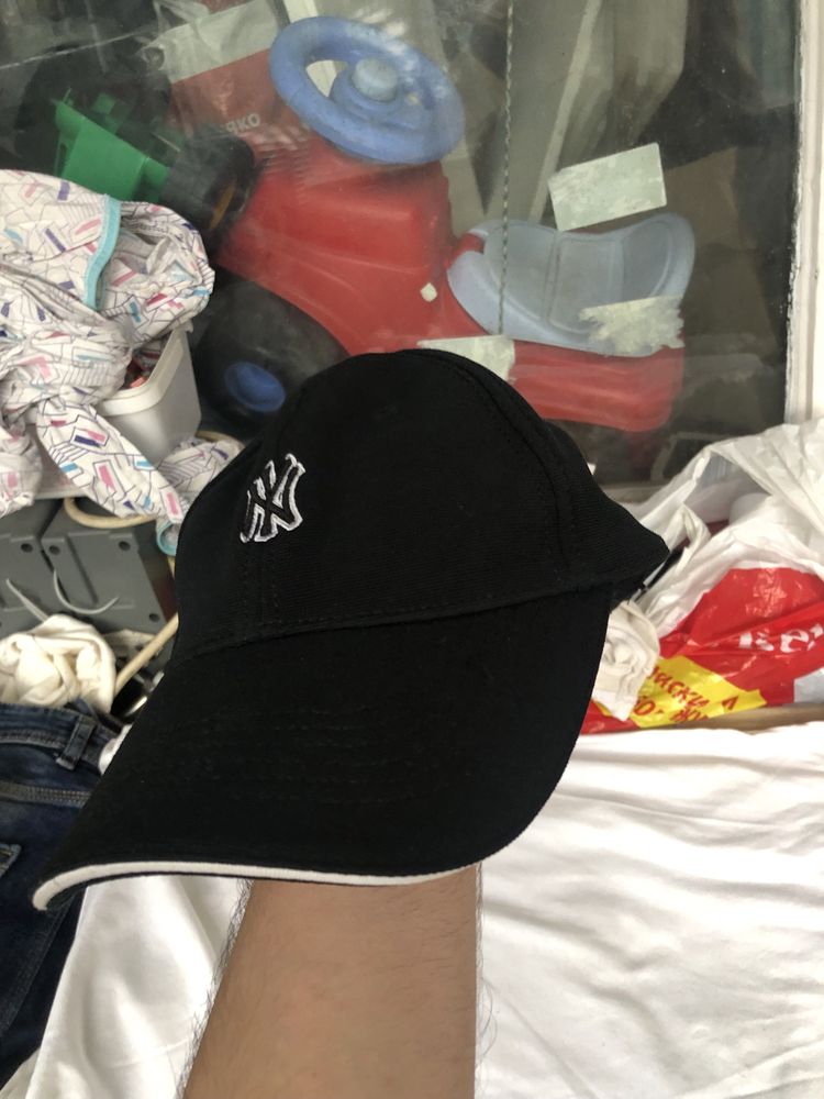 New Era шапка нова и оригинална