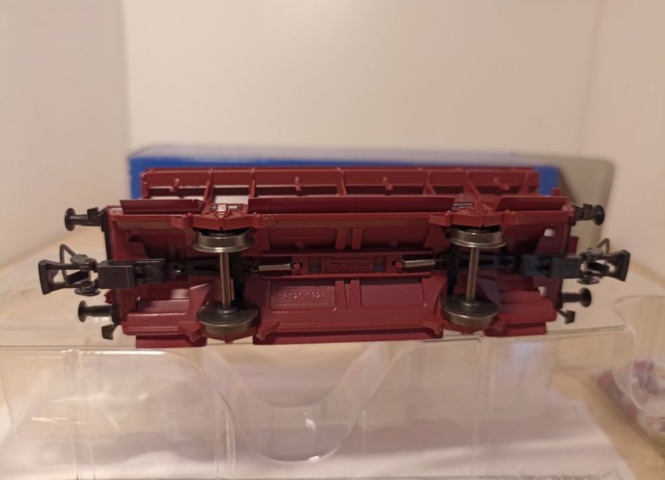 Piko 54625 vagon cărbuni 

Vagoane de marfă epoca III înmatriculare DB