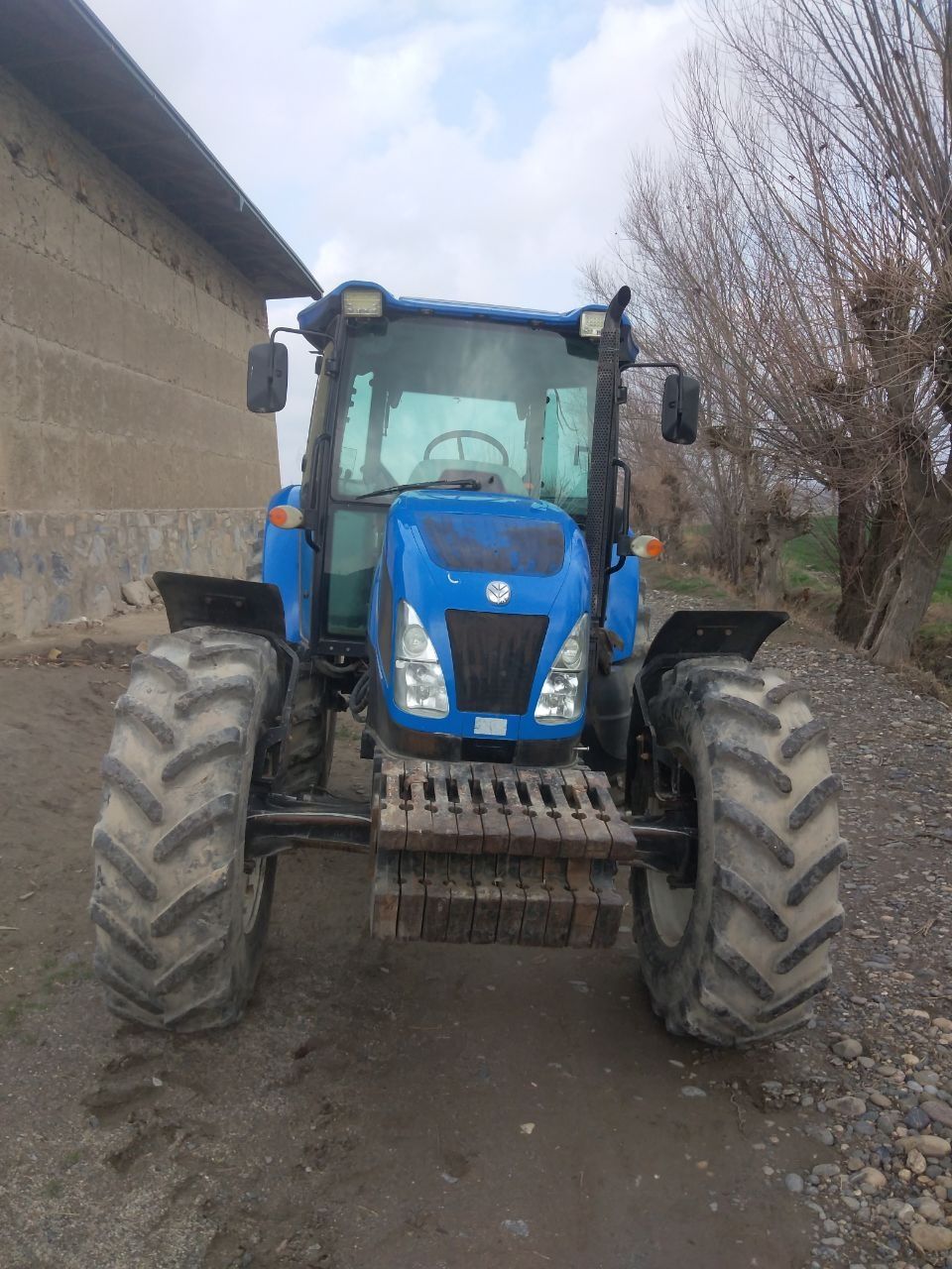 Traktor New Holland Td5