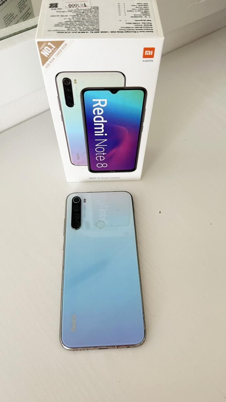 Продам смартфон состояние отличное