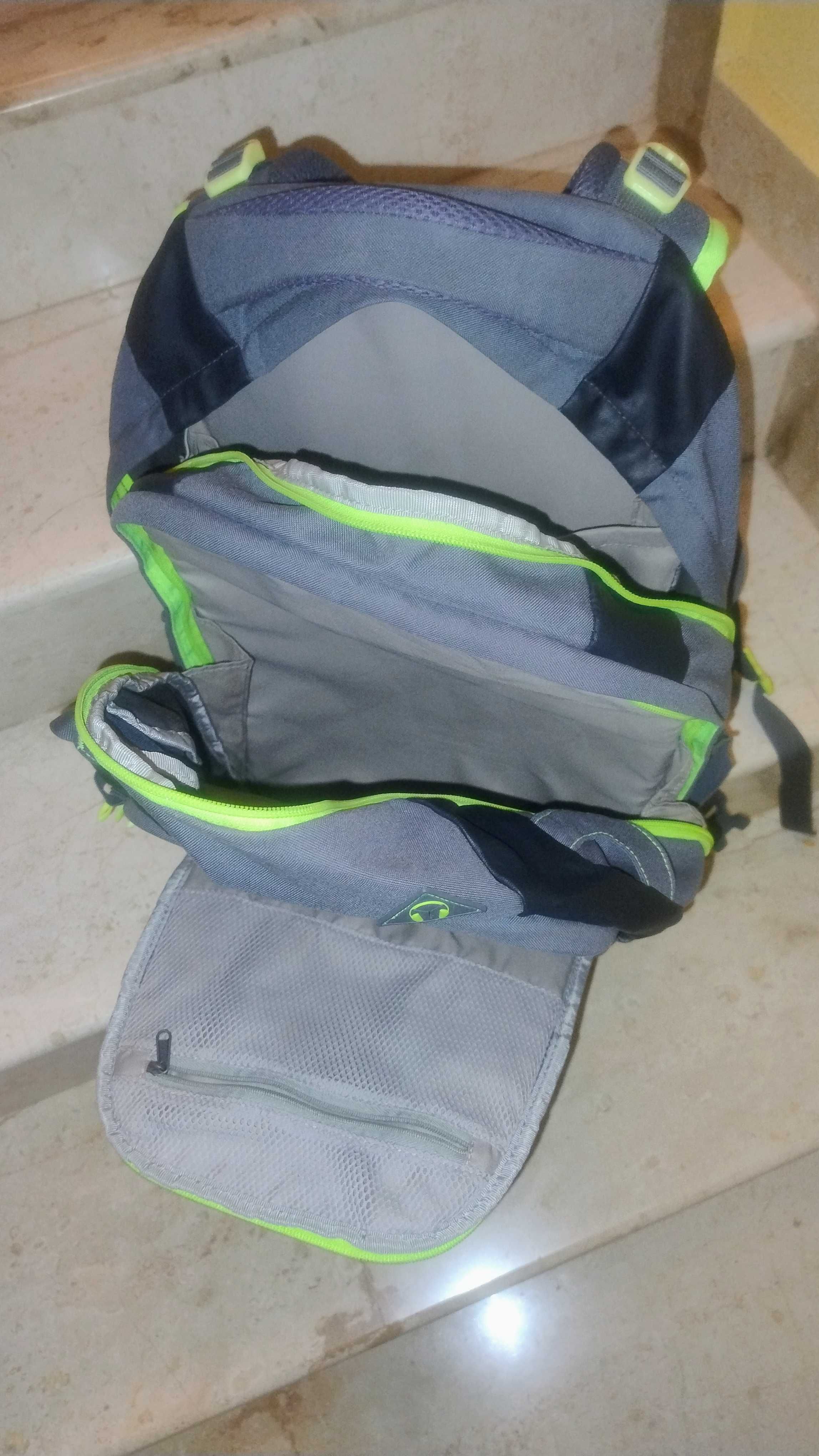 Ghiozdan rucsac pentru calatorii, scoala, facultate, drumetii