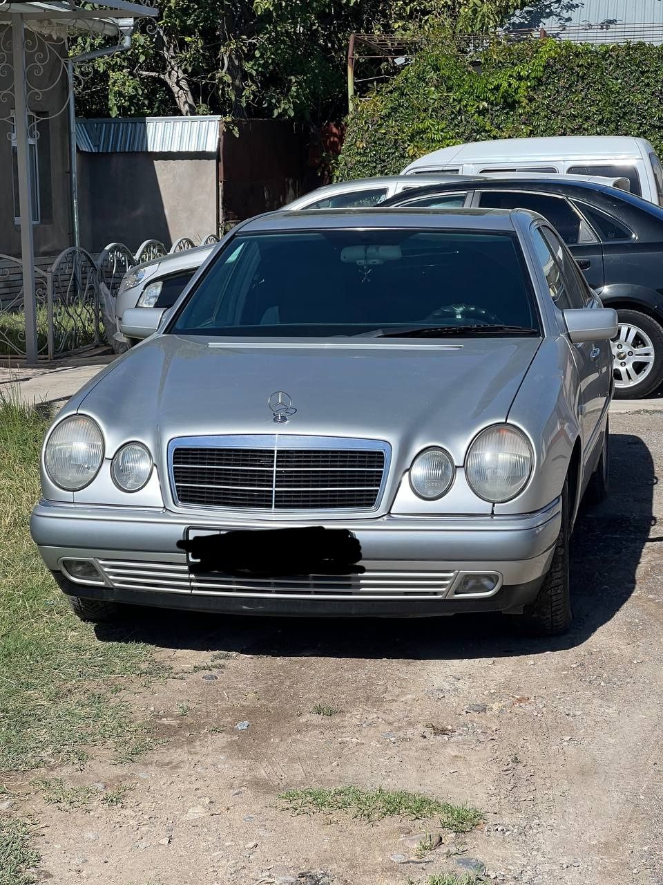 Mercedes benz w210