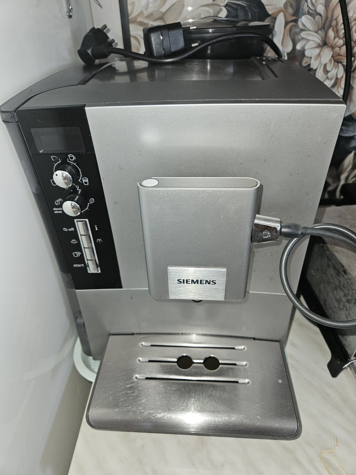 Кафе машина siemens eq5