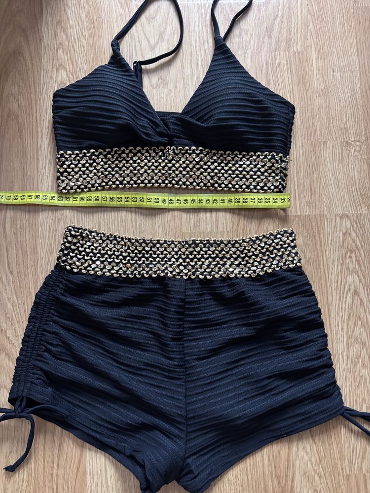 Costum de baie nou, elegant material super