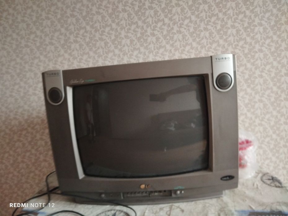 Телевизор продам