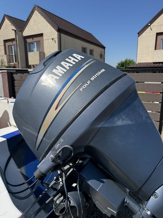 Ambarcatiune barca Ilver 5 metrii Yamaha 100 cai injectie 2011