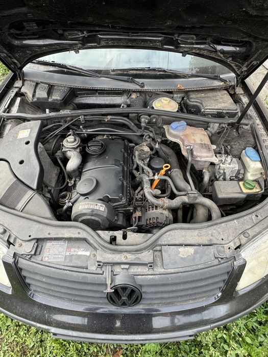 Vând Volkswagen Passat