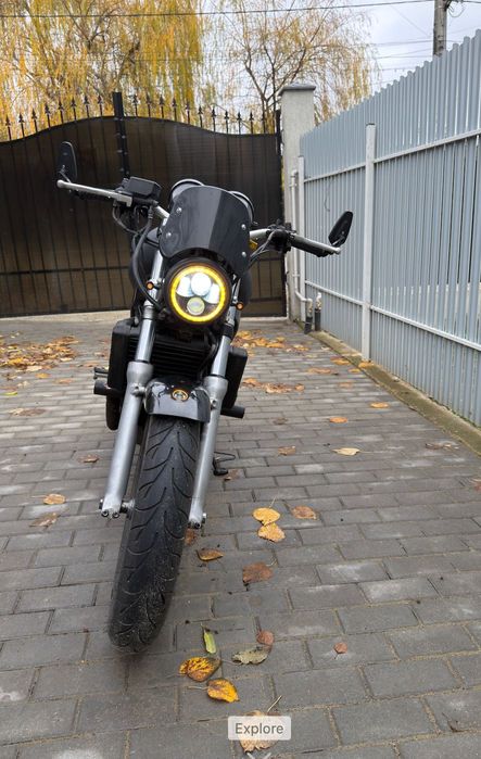 Honda NTV650 cafe racer